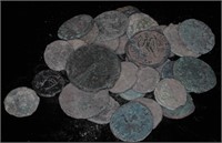 32 Pieces 78.2 g Ancient Roman Coin Lot