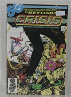Crisis of Infinite Earths Issue 2 May 1985 Mint Co