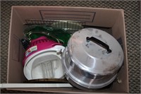 BOX OF MISC. KITCHEN ITEMS
