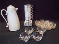 Carafe, Cups/Saucers, Snack Trays / Cups