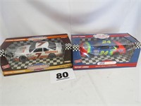 HOOTERS & JEFF GORDON NASCAR DIECAST CARS, NIB