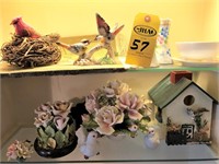 2 Shelfs of Birds and Flowers, Bird House