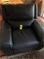 Electric Recliner Blue (does not work)