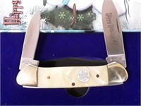 SCHRADE  HAPPT HOLIDAYS KNIFE WITH TIN 11OT SM2011