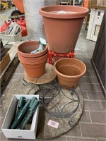 PLANTERS - PLANT STANDS & MORE