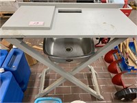 PORTABLE FISH CLEANING STATION