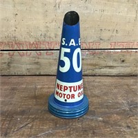 Neptune Motor Oil 50 Tin Pourer