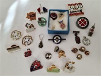 28 Collectible Pins