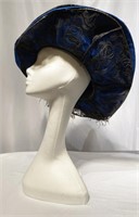 Early 1900s Wide Brim Ladies Hat Peacock Feathers