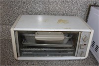 Toaster Oven/Popek Estate/Hurt Pick Up