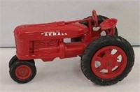 Product Miniature Farmall M