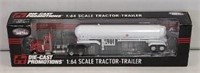 DCP Peterbilt w/LP Tanker 1/64 NIB