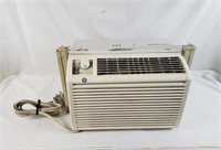 G. E. 5,000 Btu Room Air Conditioner 115v