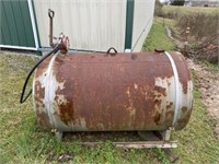 325 Gallon Fuel Tank with Hand Pump