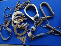 16 pc primitive horse and tack