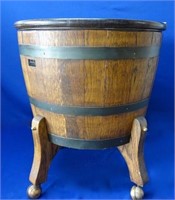 "Santiq" Barrel Table on Casters