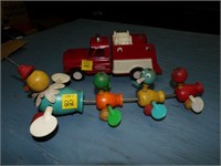 Tonka Fire Engine & Duck Family Pull-Toy