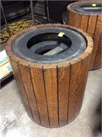 Decorative outdoor trash can