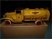 Tin Pennzoil Truck