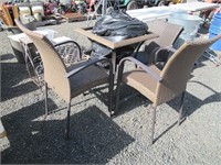Outdoor Bistro Table w/(2) Tall Chairs & (2) Short