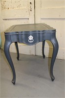 Gray Side Table 25 x 20 x 25"
