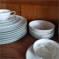 NORITAKE CHINA LAVERNE DINNERWARE, JAPAN