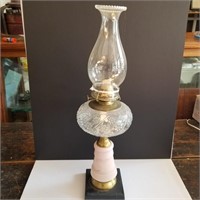 VICTORIAN OIL LAMP WITH GLASS CHIMNEY