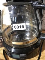 ToastMaster coffee pot with coffee Plaques