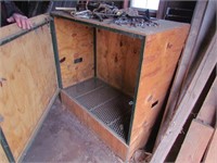 Calf Warmer Box Very Good shape w/Heater