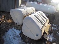 Set of 240 gal. Fertilizer tanks w/Mounts Case IH