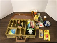 Tackle box with tackle