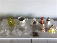 GROUP OF COLLECTIBLES