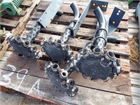 4 flexicoiil/John deere manifold towers.