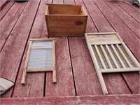 Remington Express Wood Crate w/ 2 Wash Boards