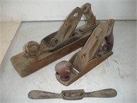 2 Vintage Planers and Scraping Tool (1)