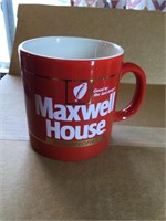 8 Maxwell House coffee cups (new in box)