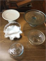 Cake platter and decorative bowls
