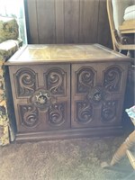 2 matching large end tables