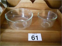 Set of 2 clear mixing bowls