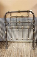 TWIN SIZE METAL BED