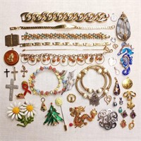 Bracelets Pendants & Pins