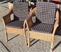 2 Wicker Patio Chairs