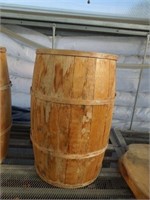 Wooden barrel with shelf