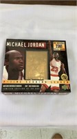 Michael Jordan 23kt gold card