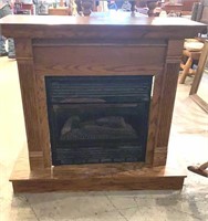 Nice Oak Gas Fireplace Mantle 3 pc.