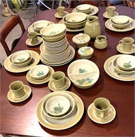 60 pc. Set of early Franciscan dishes