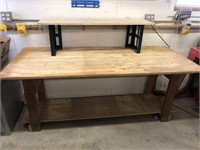 Wooden work bench