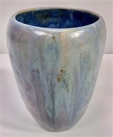Byrdcliffe pottery vase, outline of wing stamp on