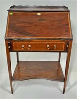 Mahogany ladies desk, low gallery, line and strip