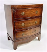 Swell front chest, mahogany, 3 drawers, French